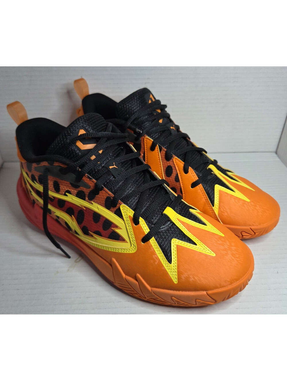 Puma Scoot One Cheetos (309840 02) Adult Size 9.5 w/ Box & Limited Edition Pouch